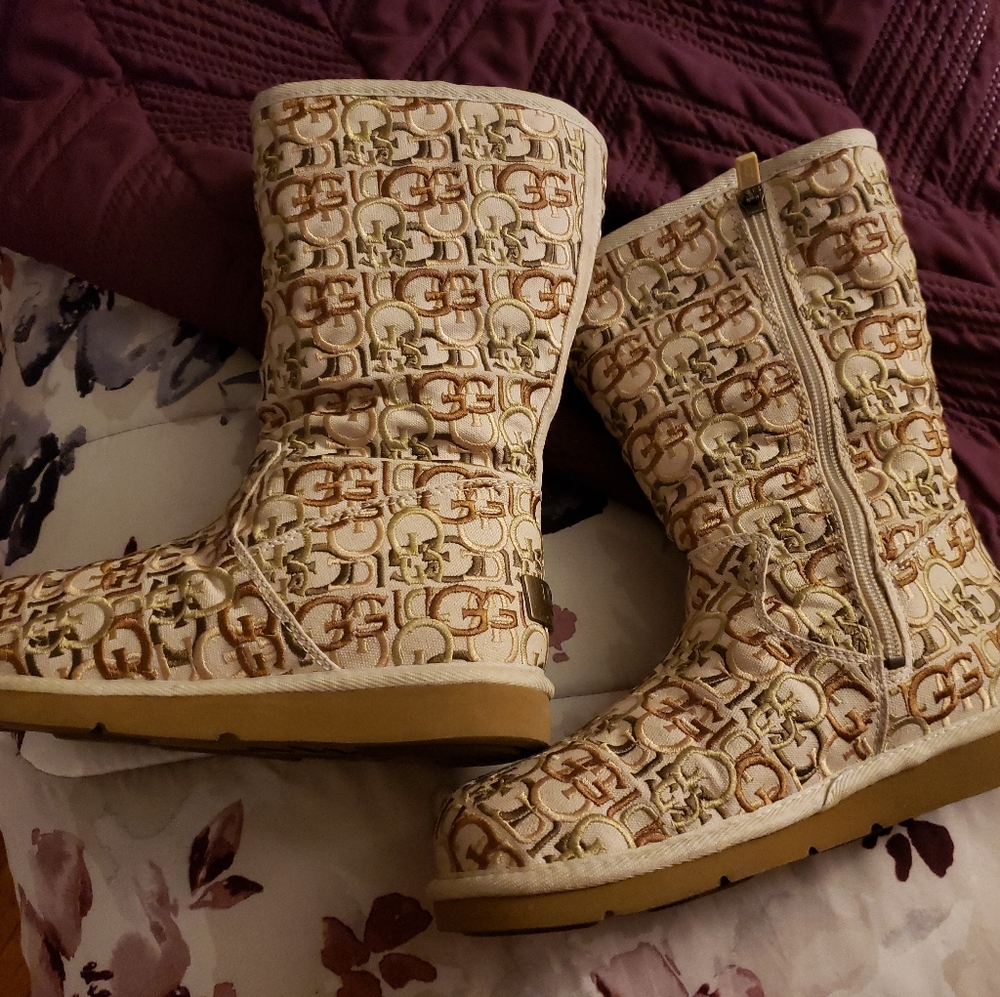 VINTAGE UGG Boots Women Size 7